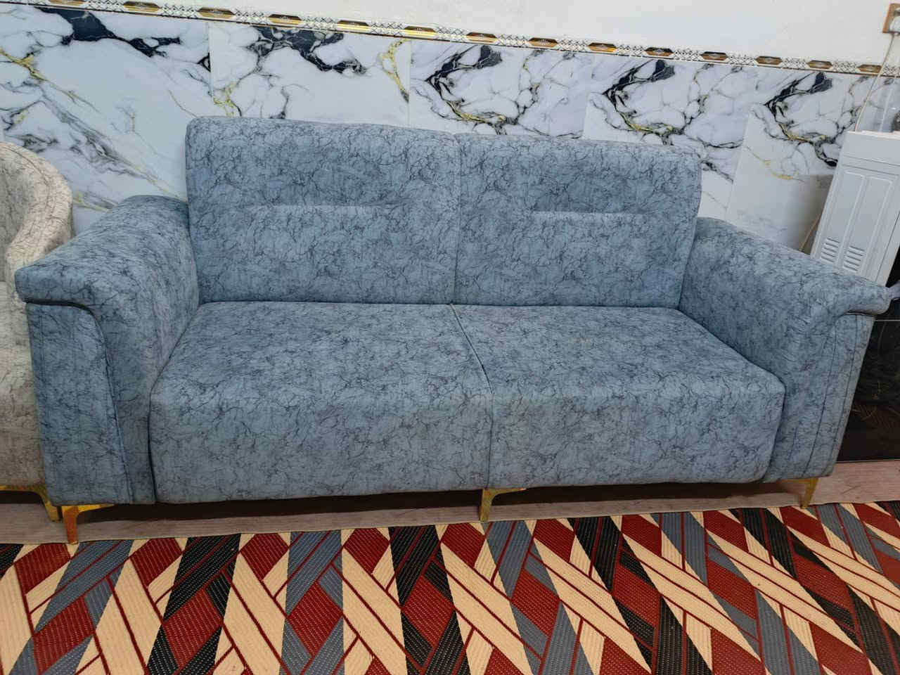 السلام عليكم اغراض بيت للبيع نظافه فول مابيهن اي أضرار استعمال ايام قليله كاونتر قطعتين 400وبي مجال طباخ 175 ؤبي مجال تخم 8مقعد 350غساله 100براد 85ثلاجه 300 كنفيره75كلهن بيهن مجال قليل مكان بغداد مدينة الصدر ‏‪***********‬‏
