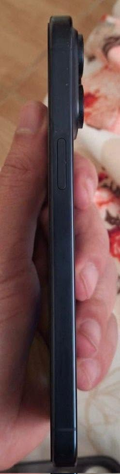 iPhone 15 pro max 
15 برو ماكس للبيع 
الجهاز نظيف و استعمال قليل 
بلادي و مكفول من كلشي و ما داخل صيانة 
-بي شخط بالشاصي بسبب الحافظة 
-بطارية 96% 
-عدد الدورات 191 
ديالى -بعقوبة 
سعره مليون و 100 
-رقم الهاتف: ***********
