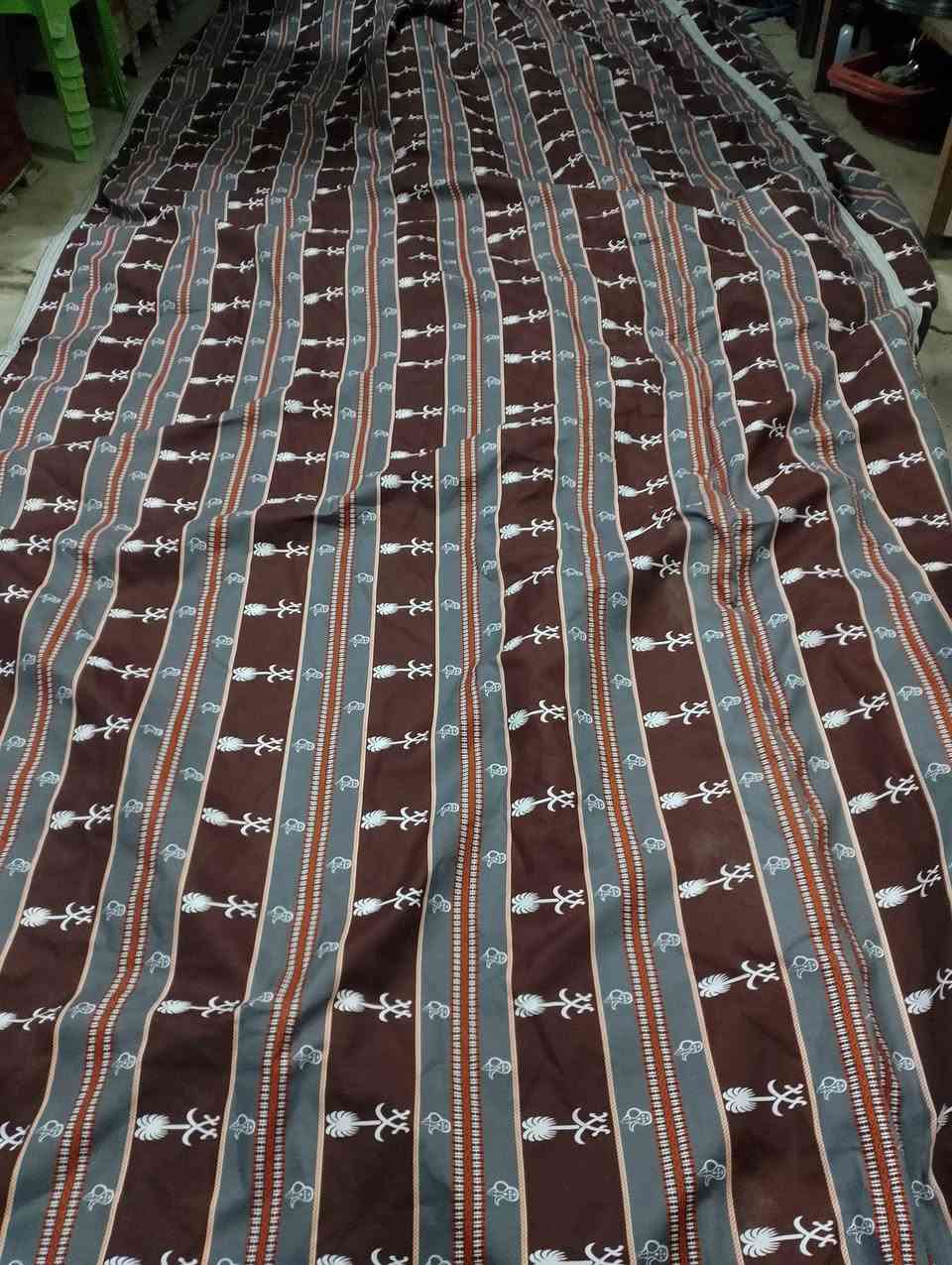 (مستعدون لخياطة جميع قياسات الجوادر)
السلام عليكم قماش جوادر جديد ما مستخدم ابد عدد مفتوح 
قماش وجه واحد طول 5 اقواس وعرض 4 سعر 220وبي مجال 
ومبطن وجهين طول 5 اقواس وعرض 4 امتار سعر 300 وبي مجال مكان نجف ناحية القادسية (***********)
(يوجد توصيل كافة المحافظات)
