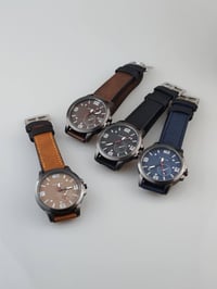 ساعات • أشكال متنوعة • جملة