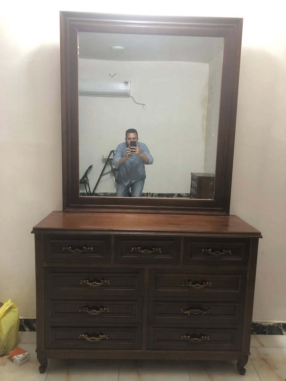 السلام عليكم 
كنتور ٤ ابواب ملحق داخلي صاج داخل وخارج 
انشاء الله ينال اعجابكم للحجز والاستفسار اتصل واتساب *********** بغداد الدورة نهاية شارع الصحة مجاور كلية كلكامش
