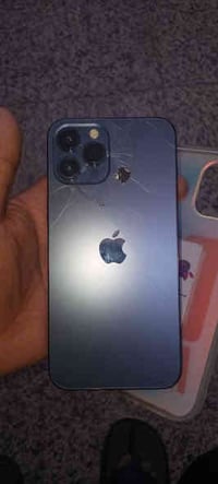 مبلايل البيع 12برو  بس هاذه كسر بل ضهر  مبيل جديد سعر 450بي مجال المكا...