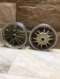 وياله مشيف جدد كلش ب ١٢٥ قفلهن مكاني مدينه الصدر وهذا رقمي 07715118247