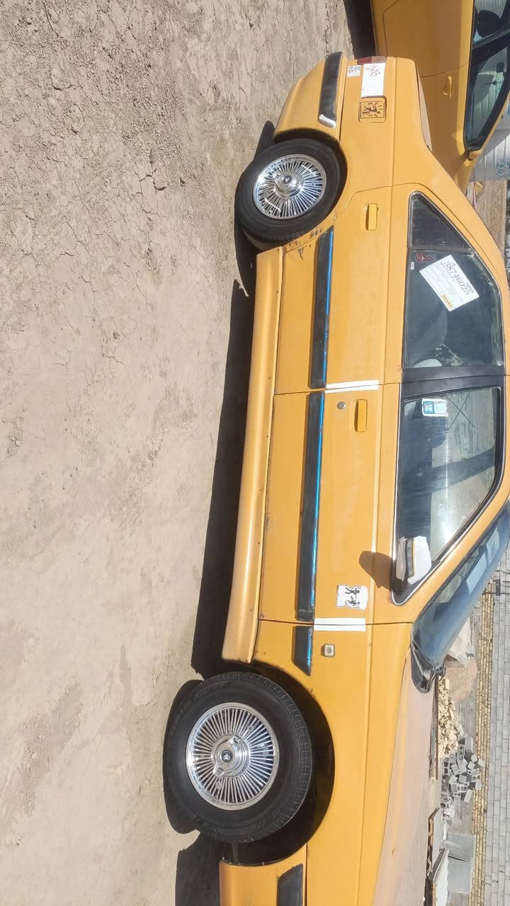 سلام عليكم سيارة بيجو بارص مديل 13
سياره كير مكينه تبريد خير من الله كلشي شغال بيهه
فقط بيهه خياسات بصيطه  متوازي علي بيع شراي يتصل  وبي خير ويدلل ***********@
