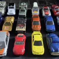 سيارات حديد • مقاس ١:٦٤ • ٧٤ قطعة