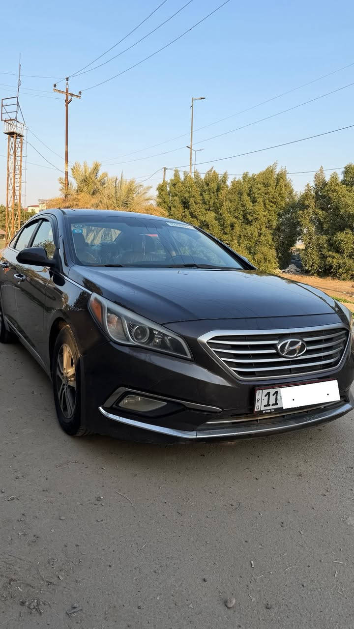 سلام عليكم 
سوناتا 2015
لون جوزي 
داخل بيجي
مكينه 2400 كير كفالة 
تحكم ستيرن 
شاشه وكامره دوار 
شاشه تعطال 
فول تحكم 
ماشيه 70ميل 
رقم بغداد الجديد تحويل مباشر
حادثها كلين دعاميه واكعه بس 
بدون ايرباك 
 بالعراق شخط وصار قطعتين صبغ بدون معجون وبدون دواخل 
مكاني بغداد البياع شرطة الرابعه  ***********
السعر:122 وبيها مجال قليل
