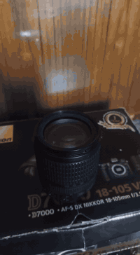 السلام عليكم
كاميرا نيكون 7000Dاستخدام شخصي  
السعر 300قفلل مكاني بغداد ابو غريب 

الكاميرا كلشي ما بيها بس القالق مال الفلاش الجهال الاعبين بيها أو كاسريه تصليحه با 10,تالاف 
كامل معدات عدسه 105الصليه أو اوياها عدسه 50mجديده بس هيا سعرها 150الف الله يشهد كفر جلاتين اثنين وياها اصفر+احمر 
 شاحن +رام+حزام الكامره كلشي ما بيها 
         
                                          ***********بيه واتساب 
                                          ***********
