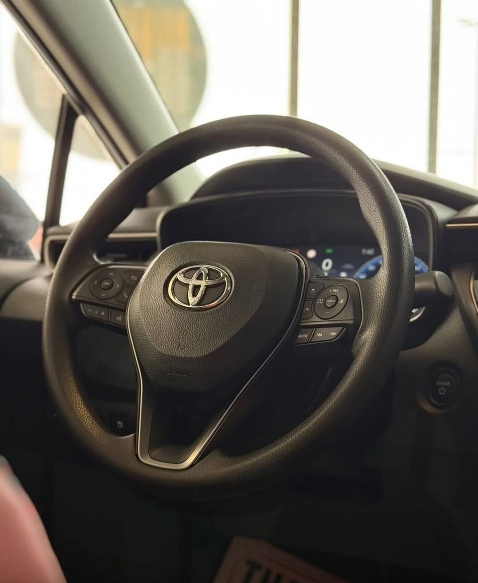 السلام عليكم
كورلا هايبرد بلاك ادشن اعلى المواصفات
موديل 2025 
ماشية 3000 مكفولة 
للإستفسار 
***********
