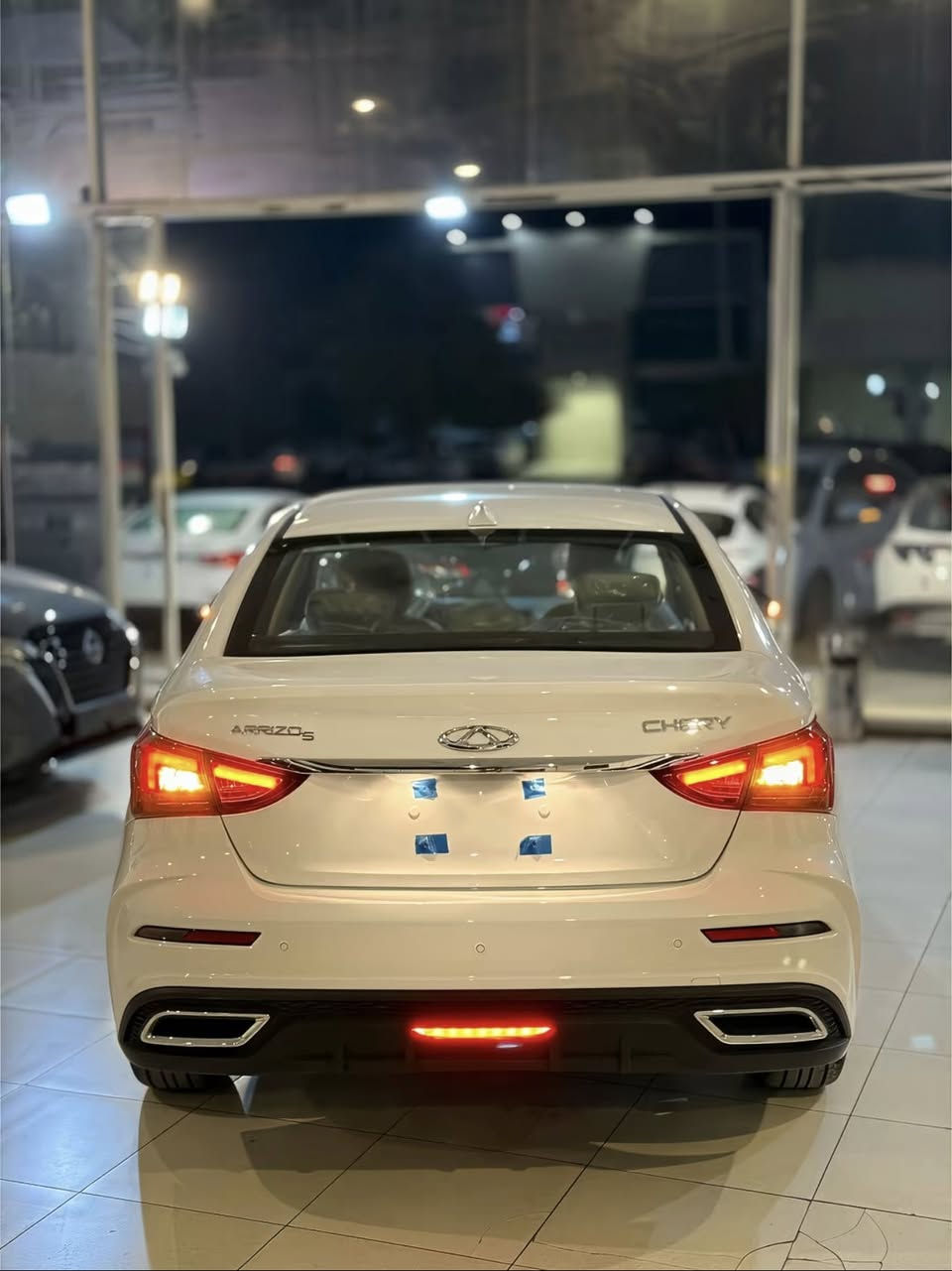 السلام عليكم
🚗 للبيع شيري أريزو 5 – موديل 2025
رقم بغداد تحويل مباشر
السيارة لون أبيض، زيرو🌟
🔹 الموديل: 2025
🔹 اللون: أبيض
✨ المواصفات:
✔️ تكييف بارد
✔️ شاشة لمس
✔️ بلوتوث + USB
✔️ زجاج ومرايات كهرباء
✔️ ABS
✔️ وسائد هوائية
✔️ قفل مركزي

🛡 بيه ضمان 6 سنوات من الوكالة
🚘 

💰 السعر: ………115قفل
📍 الموقع: ………كوت الخاجيه
📞 للاتصال: ………***********
