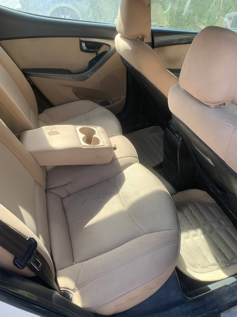 السلام عليكم هيونداي النترا 2013 مصبوغة حزام اثر جراد سياره صدر جديد تايرات جديده تتفئه كشنات سياره خير من الله ماشيه 189الف سعره 89 وبيه مجال مكاني بغداد العامريه رقم ***********
