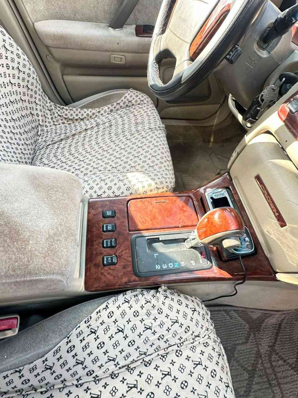 مراوس ترهم ---

للبيع – جنون / ملكة البيع رقم بصره مشروع وطني 

قرار 48 – كفالة عامة (ما عدا كصة القمارة)

• 4 دكم  أصل
• تحكم ستيرن
• بردة خلفية
• ثلاجة + تبريد خلفي
• تخم تاير جديد
• مكينة ديفور جبير
• 4 كشنات كهربائية
• تبريد ثلج تحويرت نجف

📍 الموقع: البصرة
💰 السعر: 115
***********
⏱ التحويل: ثاني يوم
