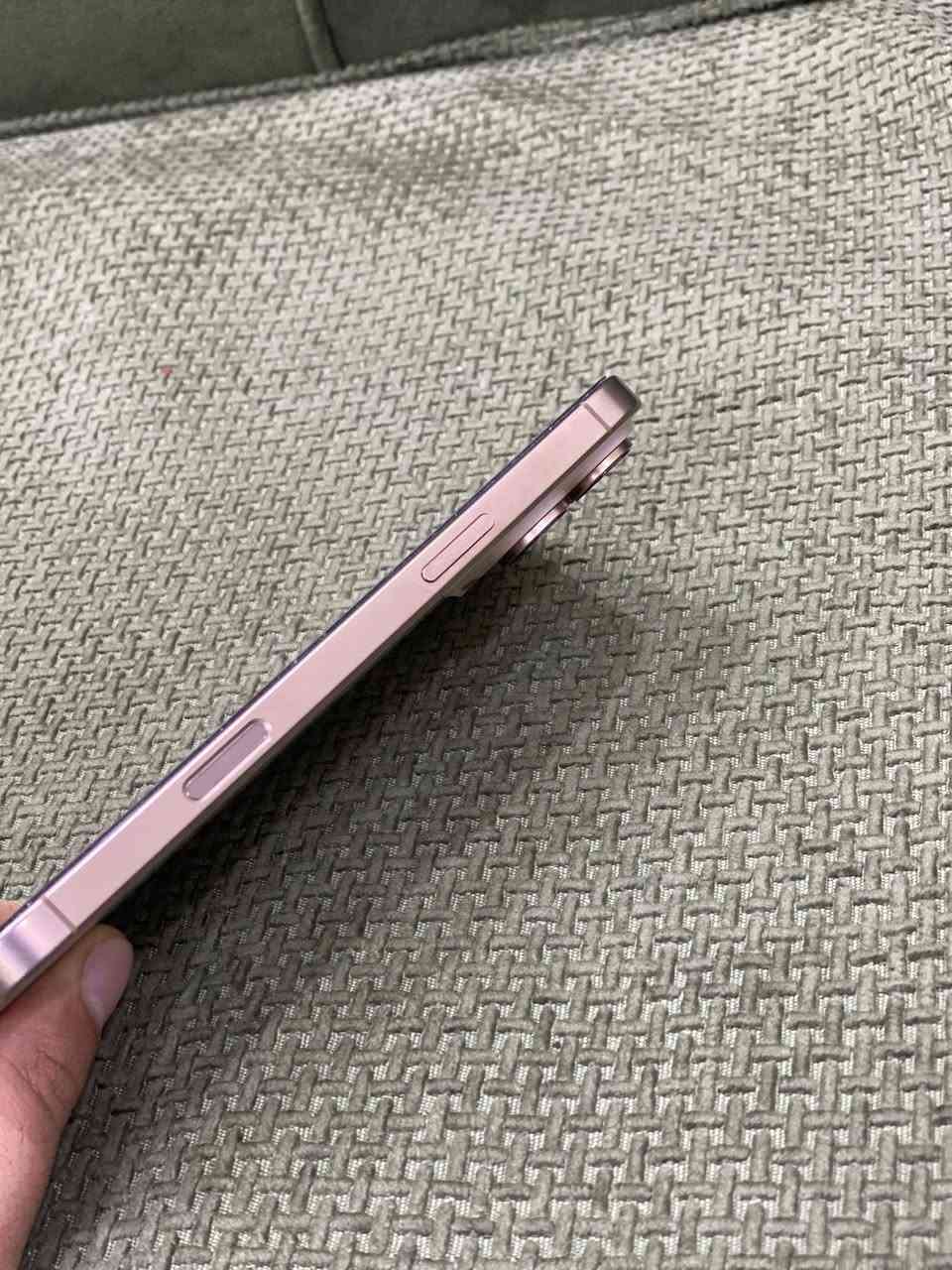 سلام عليكم ايفون 16promax
نظافته 100 
بطارية 92
سعر1275
مكان بغداد الشعب
***********
شراي اتصل
