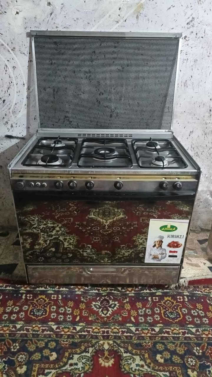 طباخ كريازي نظيف جدا كله شغال السعر230 بغداد يوجد توصيل ***********
