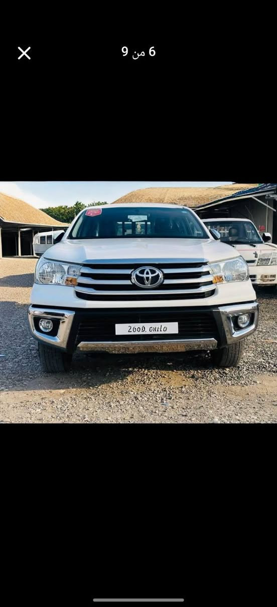 هايلوكس 2025 فول اوتماتك وكاله ساز رقم شمالي ماشي 31 الف نضيفه ومكفوله مدوشمه جديد من الداخل كامله سعر  300 رقم *********** مكانهه بصرة
