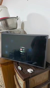 بلازما LG • ٣٢ بوصة • نقاط بالشاشة