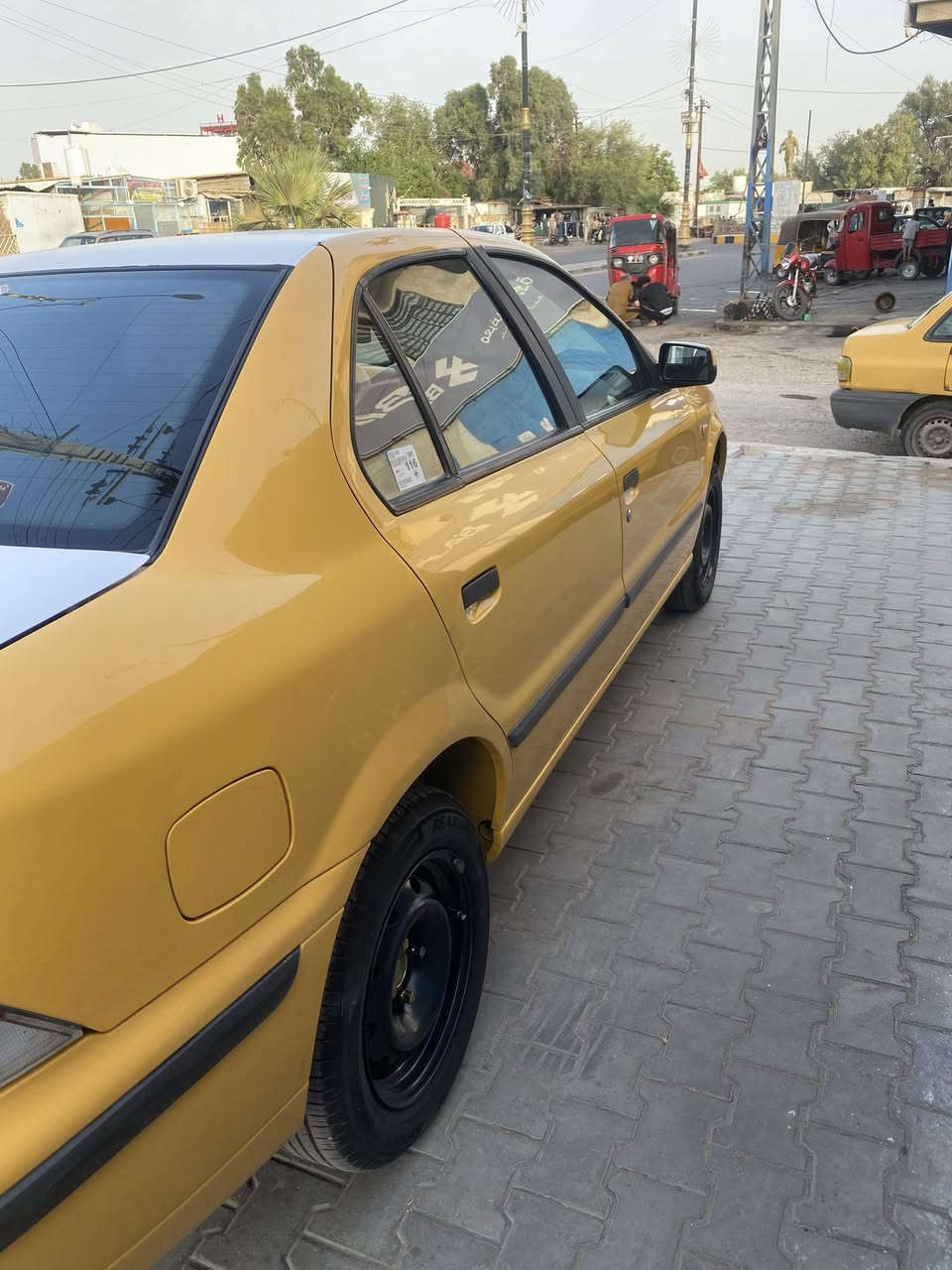 السلام عليكم 
سمند مديل 2012 كفالة عامة
رقم بغداد بأسمي 
العمارة الماجدية 
***********
