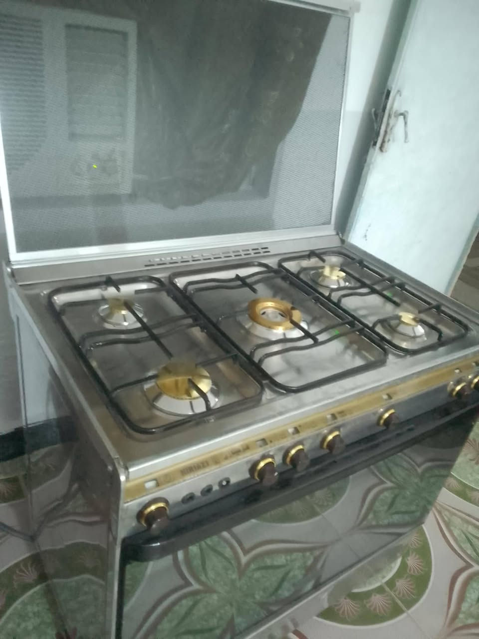 طباخ اللبيع وكلش انظيف ومكانه زين القوس


**إذا كنت صاحب هذا الإعلان وتريد حذفه لأي سبب، رجاءا أرسل رسالة إلى الدعم الفني**