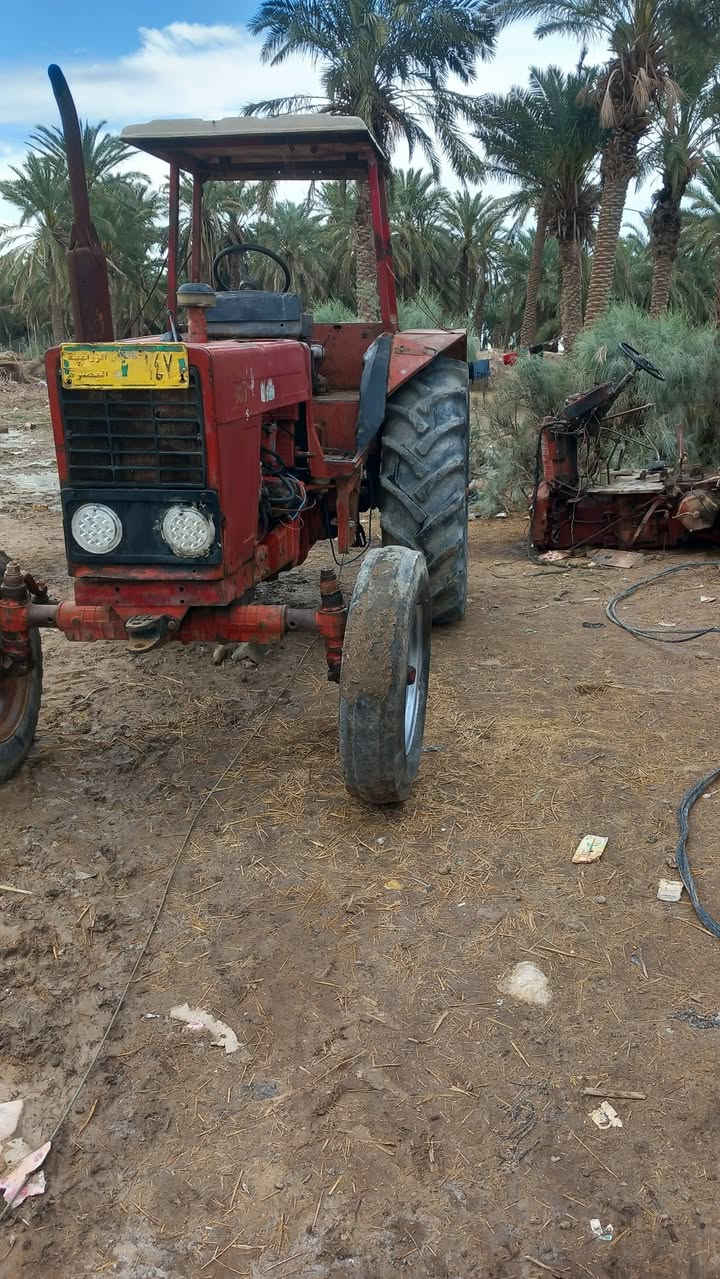 يالله كاروبات  لبيع عدد ٢  ارقام وسنويه  لي رقمه بصره  مويدل ٢٠٠٢ عله وضع لشريكه كير اكسن محرك صدر شرط برقي مامفتوح بيه  لثانيه لي رقمه ميسان   فقط  بس محركه مجفت جديد لمكان لناصريه  *********** وتساب خاص   ***********
