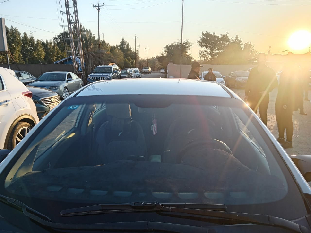 السلام عليكم سيراتو موديل 14 خليجي محرك 1600 بيها ثلاث قطع رش اثر تخريب رقم بغداد نكليزي بسمي مراوس بسوناته او النتره او بيع عنوان بغداد كفائات السيديه قرب قاعه بغداد المناسبات ***********
