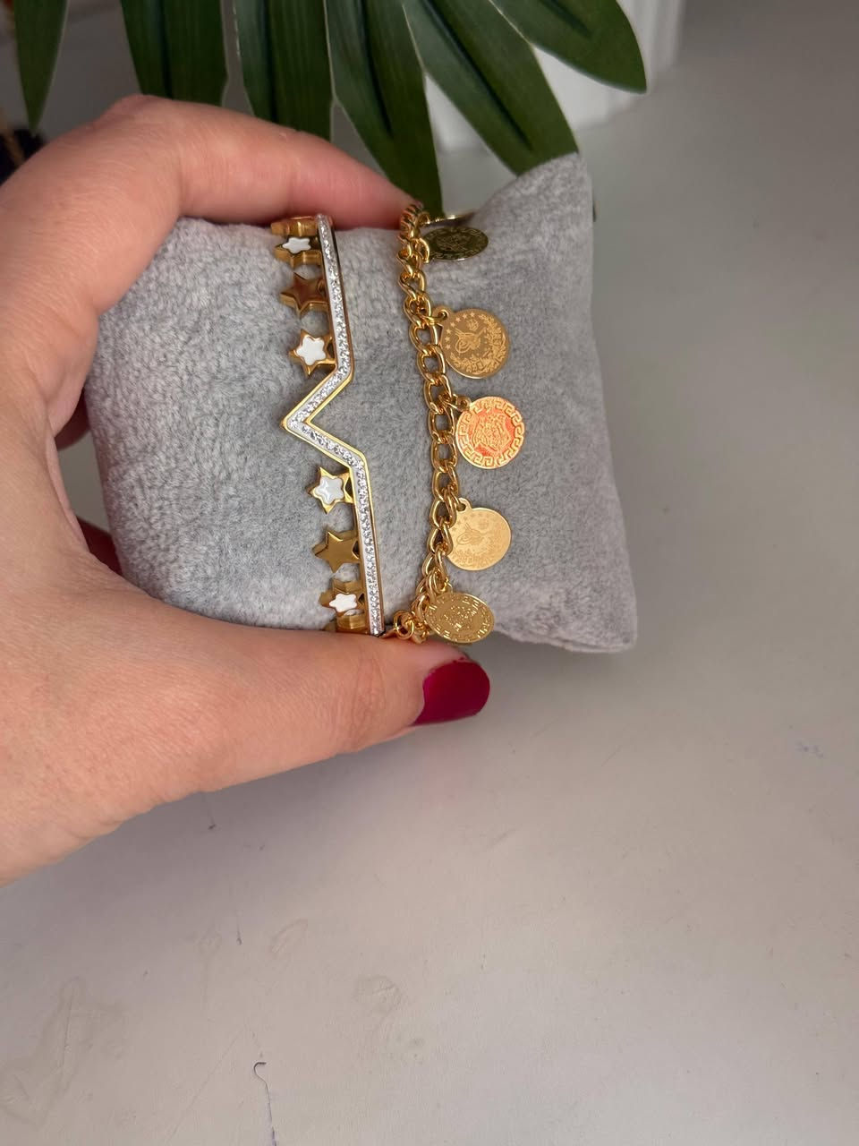 اكسسوارات رمضان وخمار الشعر متوفر الاصلي فقط
حجز عل خاص


**إذا كنت صاحب هذا الإعلان وتريد حذفه لأي سبب، رجاءا أرسل رسالة إلى الدعم الفني**