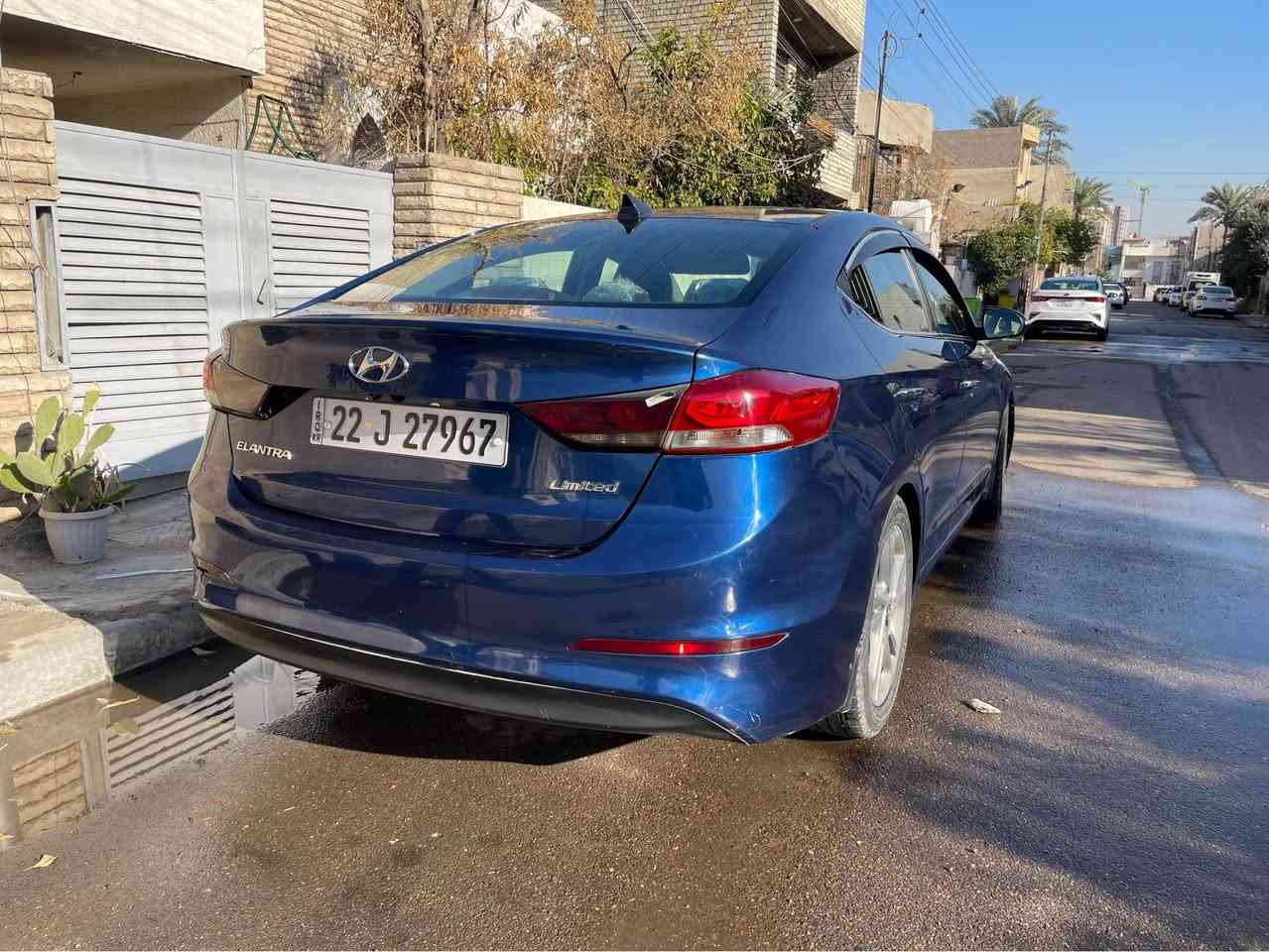 النترا وارد امريكي ..لمتدد...فول عدا الفتحه ..ضرته بس بنيد  ايرباك استيرن طاك ...وراجع سستم .ماشيه ١٦٠ وقابله للزياده .السعر١١٠ $ وبيه مجال .بيه رصعات خفيفه اثر حالوب
بغداد حي الاعلام 
للاستفسار *********** Colombo, Sri Lanka
