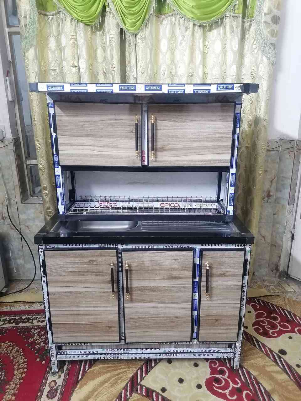 السلام عليكم كاونترات مستخدمه نضيفه كلمن وسعره عنوان بغداد الشعب اكو خدمة توصيل بكروه داخل بغداد فقط ***********
