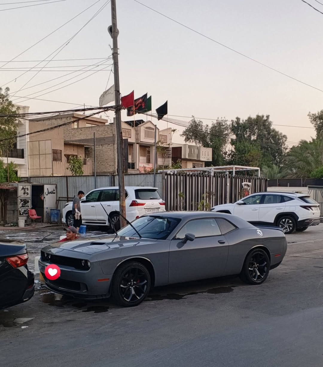 السلام عليكم ❤
جالنجر 2018 sxt رقم بغداد بيها اربع قطع وصوره حادثها بالمنشور . كير ومحرك جديد + صدر امامي وصدر خلفي جديد + تبريد ثلج ومنظومه كلها جديدة + تخم تاير جديد + تخم سماعات جديد + دوشمه كشنات احمر طماطي جدد . صفاحها موس بأختصار السياره مابيها اي نقص . #سنوية بأسمي 

#السعر 150 . #رقمي *********** مكاني بغداد البياع
