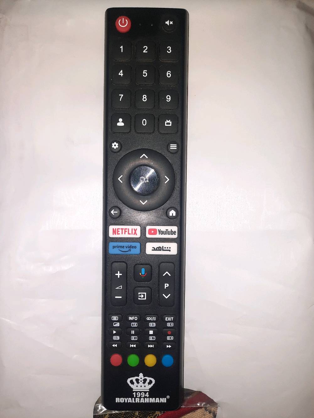 شاشة رويال رحمان 4k حجم 50 120hz موديل RRFLS9010
مواصفات الشاشة:
الماركة: Royal Rahmani
الموديل: RRFLS9010
حجم الشاشة: 50 بوصة
نوع الشاشة: QLED
الدقة: 4K Ultra HD (3840×2160)
معدل التحديث: 120Hz
نظام التشغيل: Google TV
تقنية الصورة: Dolby Vision + HDR
تقنية الصوت: Dolby Atmos + Dolby Audio
اتصال Wi-Fi مدمج
منفذ LAN (Ethernet)
منافذ HDMI
منافذ USB
يدعم البلوتوث
يدعم Chromecast المدمج (عرض شاشة الهاتف)
يدعم التحكم الصوتي عبر Google Assistant
إمكانية تنزيل التطبيقات من متجر Google Play
استهلاك الطاقة: 150 واط
نظام Google TV سريع وسهل الاستخدام
سلاسة عالية بفضل معدل تحديث 120Hz، مناسبة للأفلام والألعاب.
نظيفة مثل ماتشوف بالصور تفحص كلشي بيها قبل لا تاخذها وتشوفها.