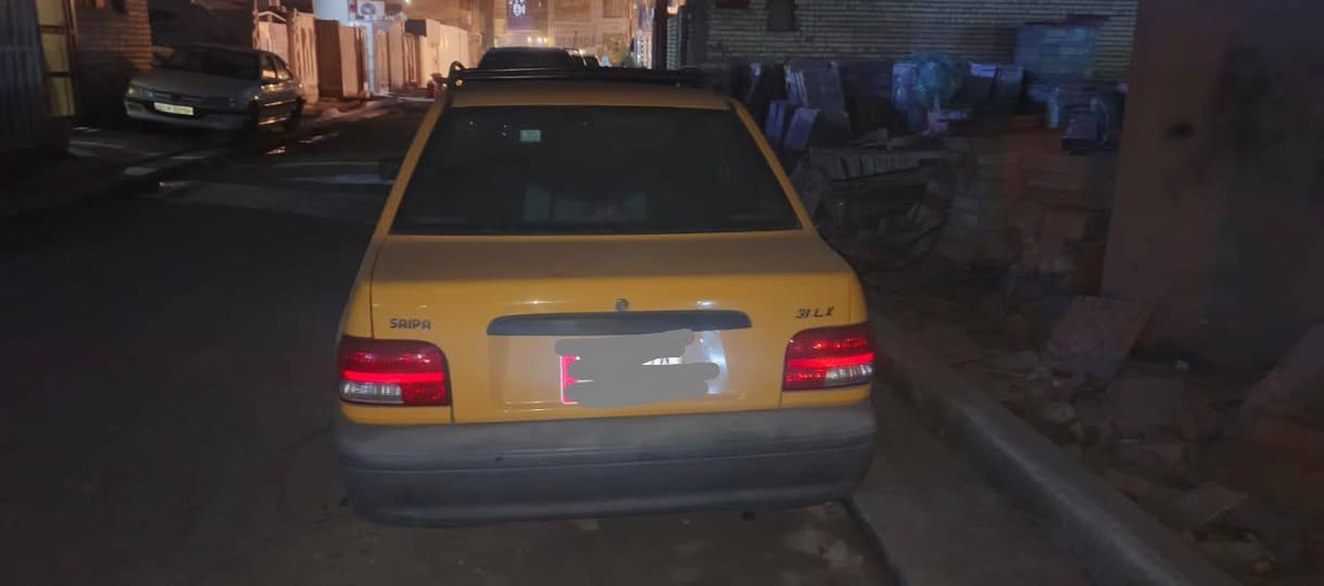 سيارة سايبة للبيع 2016 سيارة مبدل بنيد بس والباقي كوله مكفول السعر 45 وبيها مجال ***********4
