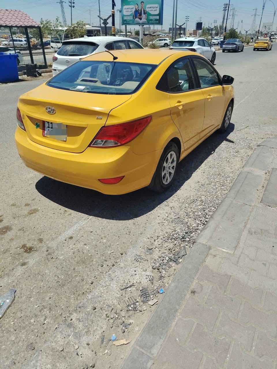 يالله ...اكسنت خليجي 2015الشركه العامه محرك 1600 دوش قطرتين ماشيه 2035رقم بغداد الدولي مكفوله ماعده طخه بالجاملغ الخلفي مكينه وكير وتبريد وتخم تاير كله جديد السياره كفاله من التبديل السياره جديده بمعني الكلمه برغي ما ناقصة 
السعر 88 وبيه مجال بسيط حك الجيه 
مكاني ديوانيه طريق الدغاره بزبيد 
***********
