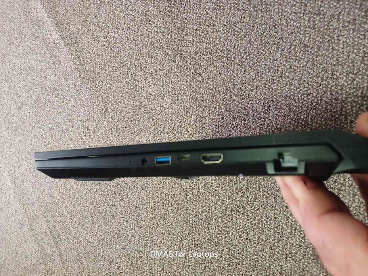 لابتوب MSI Gaming مستعمل شغال كامل بدون عطل
شاشة 17 إنچ
شاحن أصلي شبه جديد
البطارية 100% جديد

السعر:  (890,000 دينار)
ملاحظة: بدون مراوس

الموديل: MSI Katana GF76

المعالج: Core i7 الجيل 12

الرام: 16GB DDR4

التخزين: 500GB NVMe SSD

الشاشة: 17.1 إنچ FHD 144Hz

كرت الشاشة: RTX 3060 6GB (105W)

كيبورد إضاءة

المكان: أربيل
الاتصال: *********** (واتساب)
