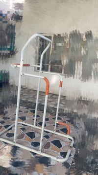 جهاز عقلة نظيف مابي شي بي هواي تمارين السعر50 الف المكان بغداد 0786797...