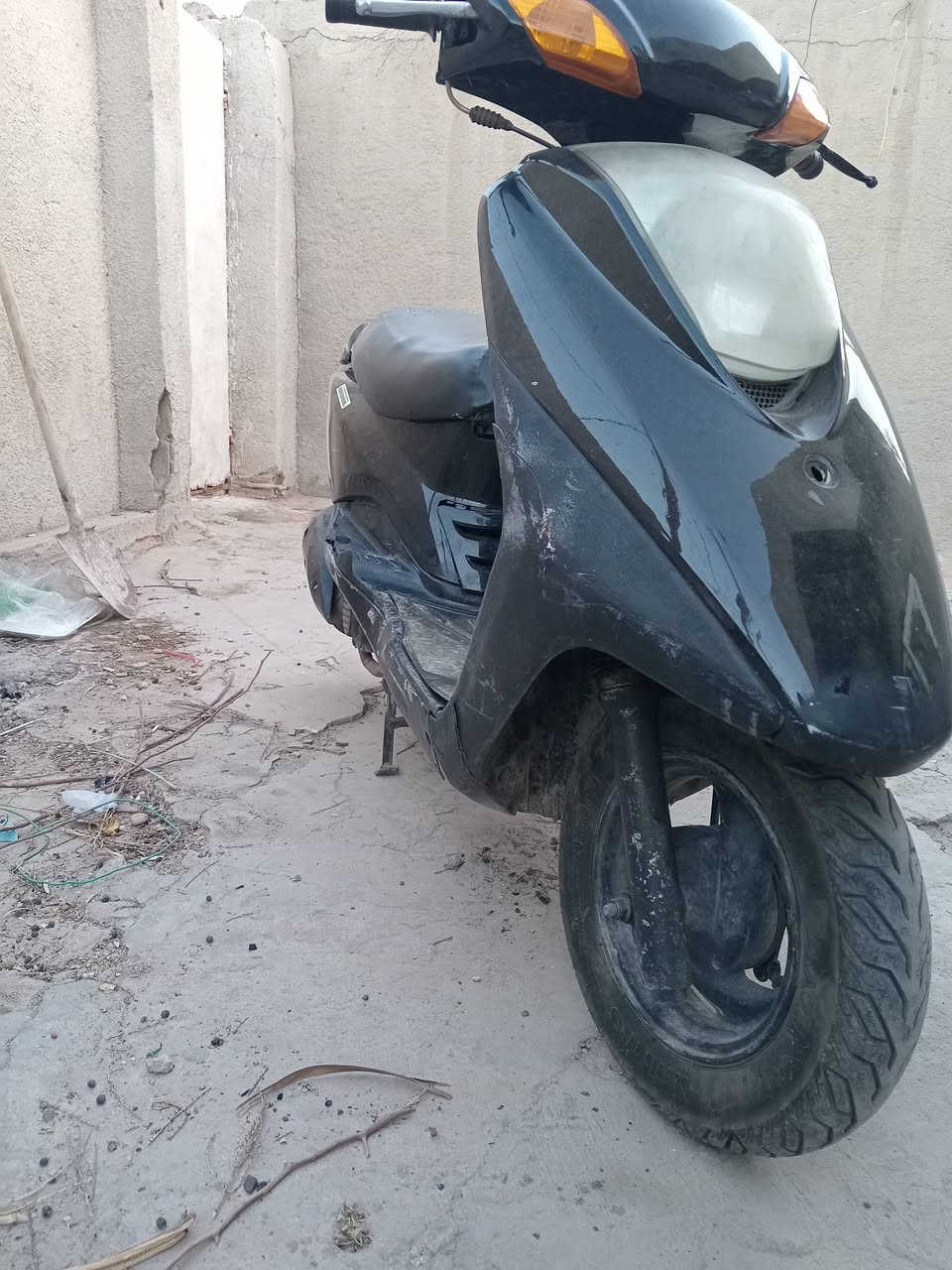 دراجه بريز للبيع
مكينه ناعمه نكرة سلف بيها نواقص بسيطه جدا 
مكينه تخبل جيب فيتر وياك وافحص شلعة معدل تخبل 
425 مجال بسيط 
عنوان شارع حيفا قرب مقام الخضر 
***********

