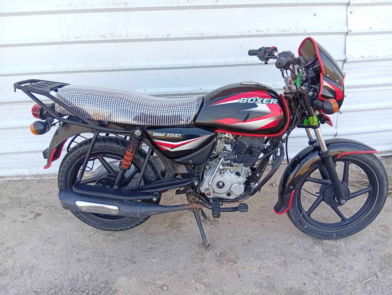 السلام عليكم دراجة بوكسر موديل 2020 اوراق أصولي مكفوله كفالة عامه على وضع الشركه الشراي يتصل *********** السعر850   مكاني بابل الحمزه الغربي
