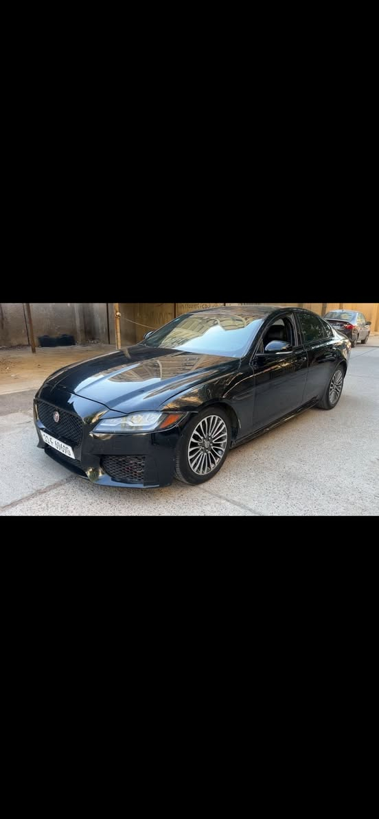 السلام عليكم ورحمه الله وبركاته للمراوس فقط جاكوار 2016 فول مواصفات السياره مكينه 6 سلندر سوبر جارج مكينه كير خير من الله بيها جاملغ وبنيد السياره متنانه رزانه انسى اكو عطلات ومشاكل العنوان بغداد المنصور دور السود مقابل سكه القطار السعر 155 وبيها مجال السياره بسعر سوناتا ويلها يسوه الكوري كله ***********
