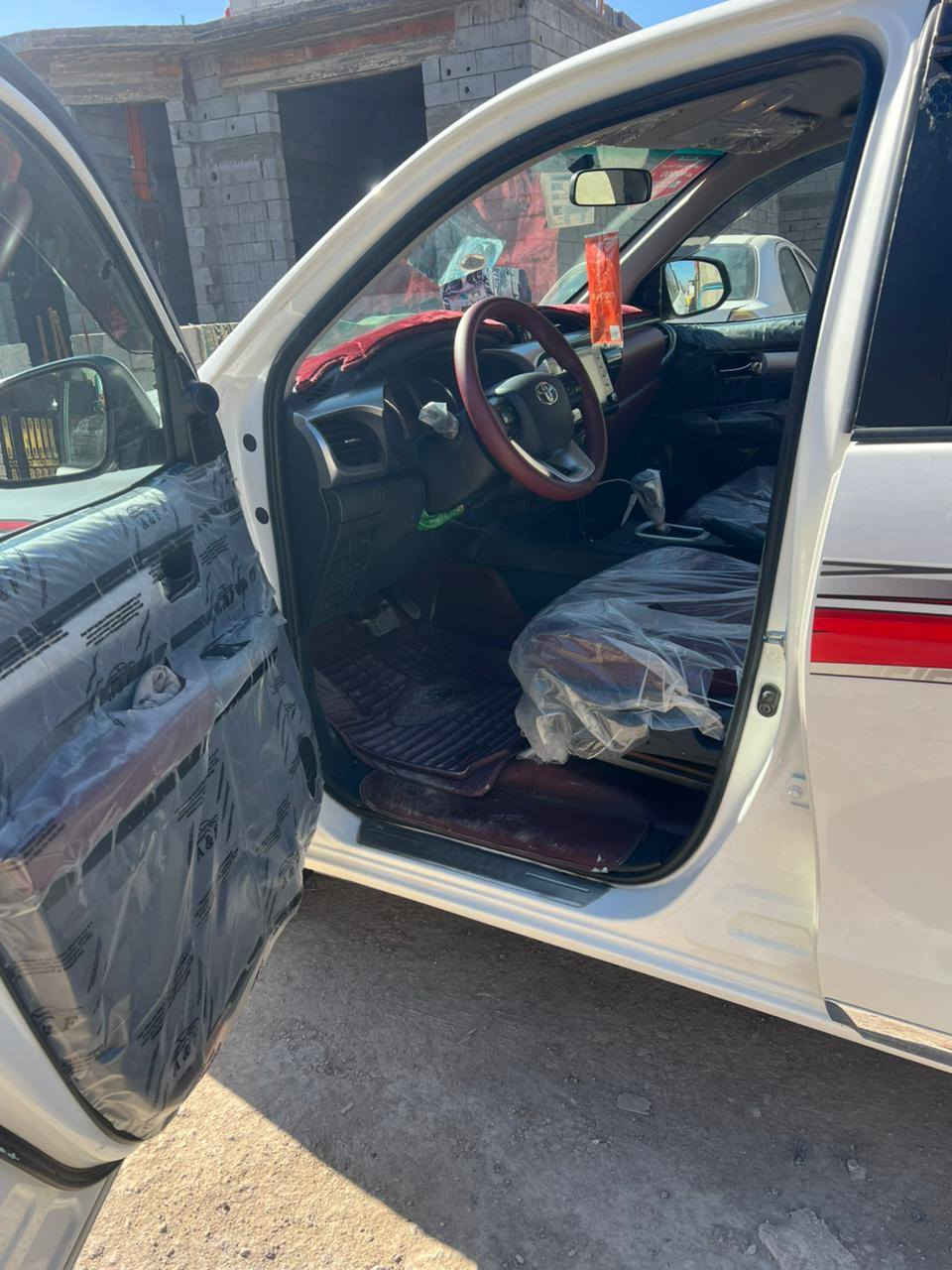 سلام عليكم خوان بيكم فلاونزه مديل ٢٢ لبيع بيهه بيبان ٢ مبادلات وشويه صبق بل دوسه والباقي كفاله سعرهه ٢٥٥ وبيهه مجال مبايل ***********
