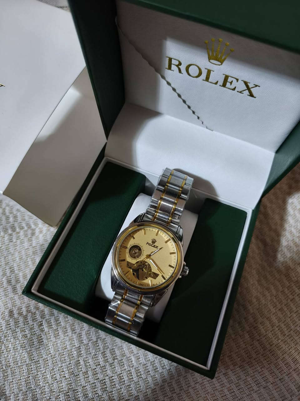 رولاكس اوتوماتيك مع علبه باله اوربي سعره 35 مع توصيل خاص موجود


**إذا كنت صاحب هذا الإعلان وتريد حذفه لأي سبب، رجاءا أرسل رسالة إلى الدعم الفني**