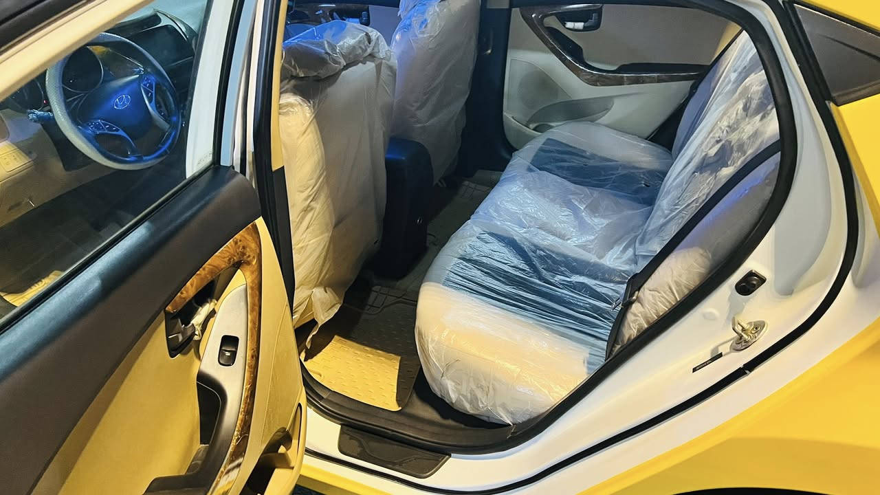 رمضان كريم
الي يدور نضيف وحادث حلو ليفكر بسعر جوة السوك 
النترا 2013 امريكي الحادث بنيد نفسة معمر وبالعراق باب خلف العبري مبدل صور الحادث بالمنشور لغود شواصي كفالة مكينة وكير خير من الله انطيك تراي للبصرة تبريد جاهز وشاد مراوح اضافية التدفئة قبل سبوع بدلت الهيتر وجاهز… السيارة جاهزة شوفت عينك الادامة على اخر حباية مراوح راديتر ويل اصلي طخم تاير محدثة 16 دوشمة جديدة مخمل عبوة مال النترا 16 رياضي انسة تفكر بيها سيارة بسمي السنوية للـ30  رقم بغداد مكاني بغداد مدينة الصدر  السعر 103 وبيها مجال 
***********
***********
