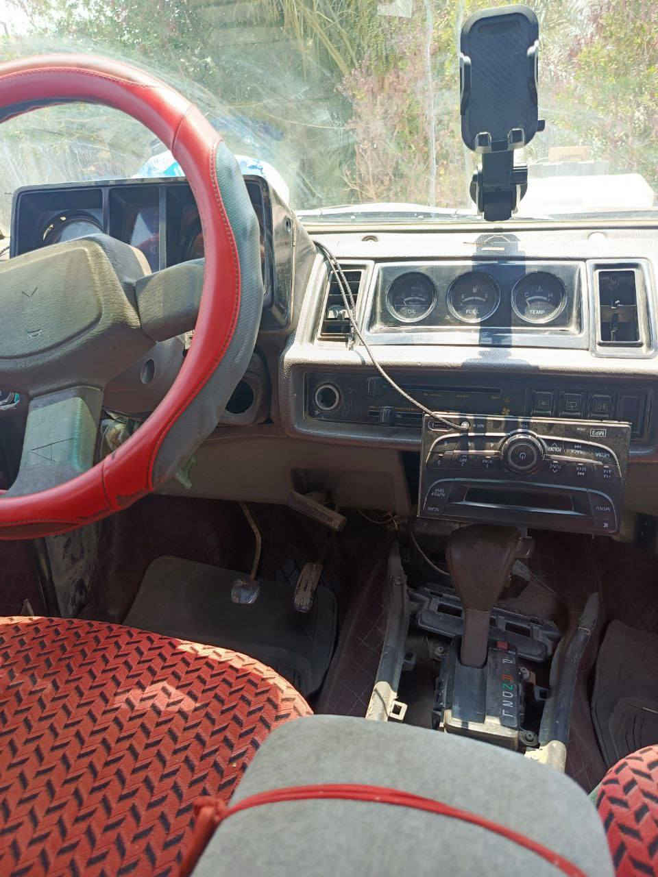 ازوزه للبيع 
محرك وكير ونجي كورلا شغاله ما ناقصه كلشي كير جديد 
كهربائيات كامله  ما عايزه كلشي السياره 
ورثه ورثه رقم اربيل ب اسم الكردي وبيه وكاله قياده 
سعره ١٨ ورقه  مكانه بابل الحمزه الغربي 
اتصال ‏‪***********‬‏
