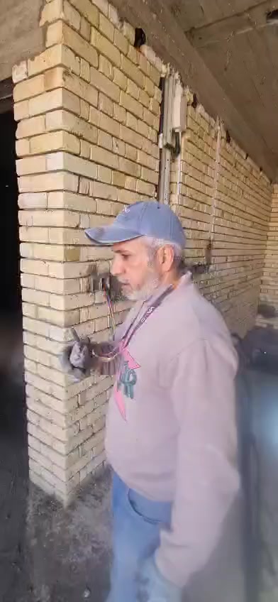 الطرطشة المسمارية 
للتواصل ع الصفحة والححز ع الارقام التالية
***********
***********
