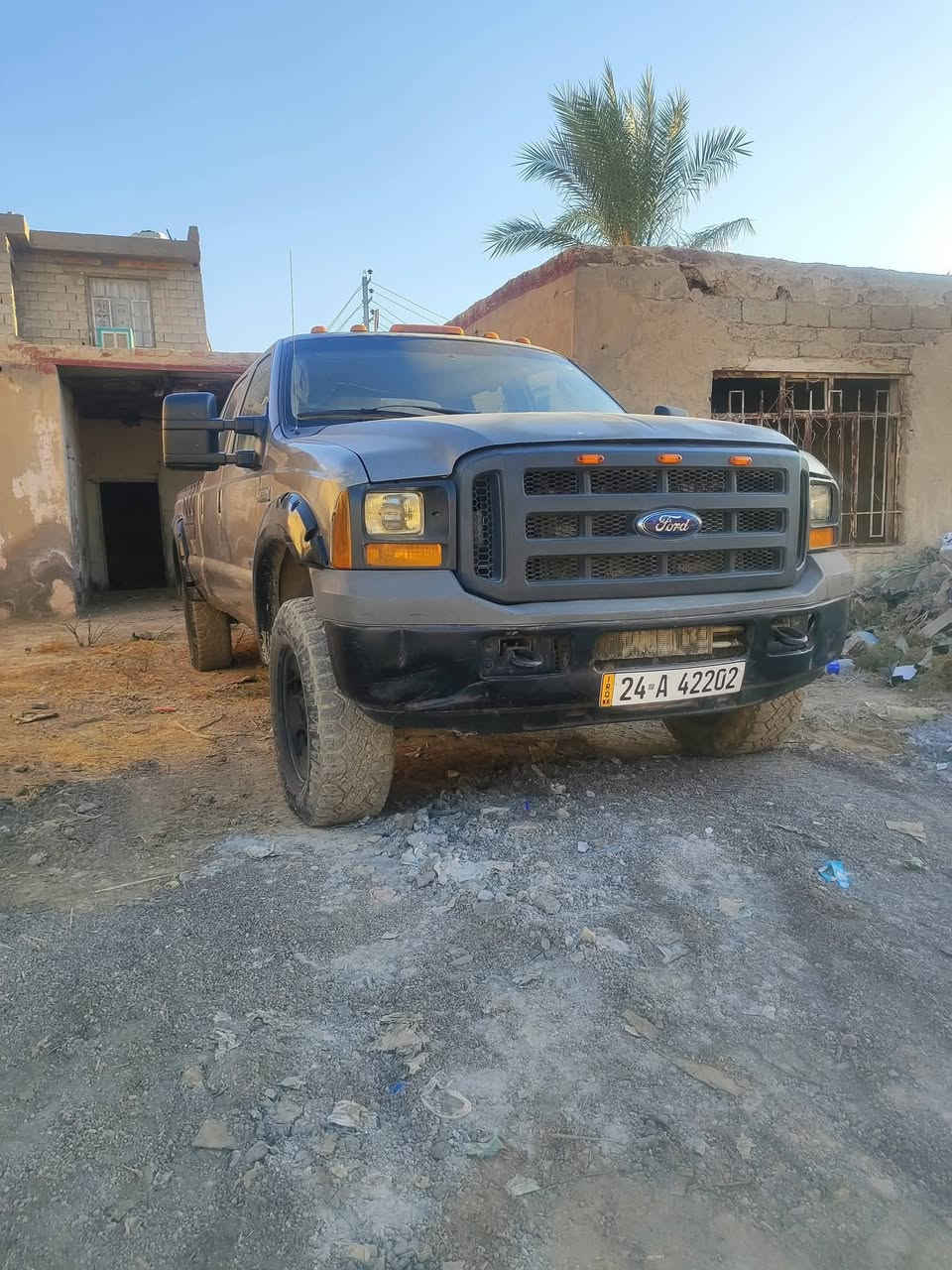 فورد F350 بانزين بيه مكينه سلفادور السعر 80 وبيه مجال شرط التحويل للبيع فقط ***********
مكلف بالنشر اتصال فقط اخوان
