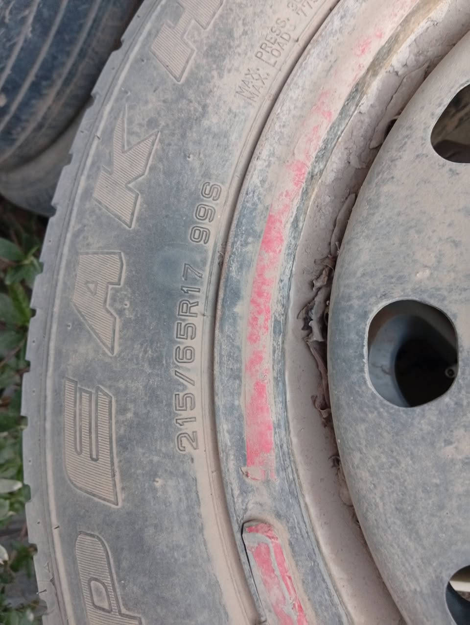 السلام عليكم ويل +تاير نظف غير مستخدم للبيع ***********
