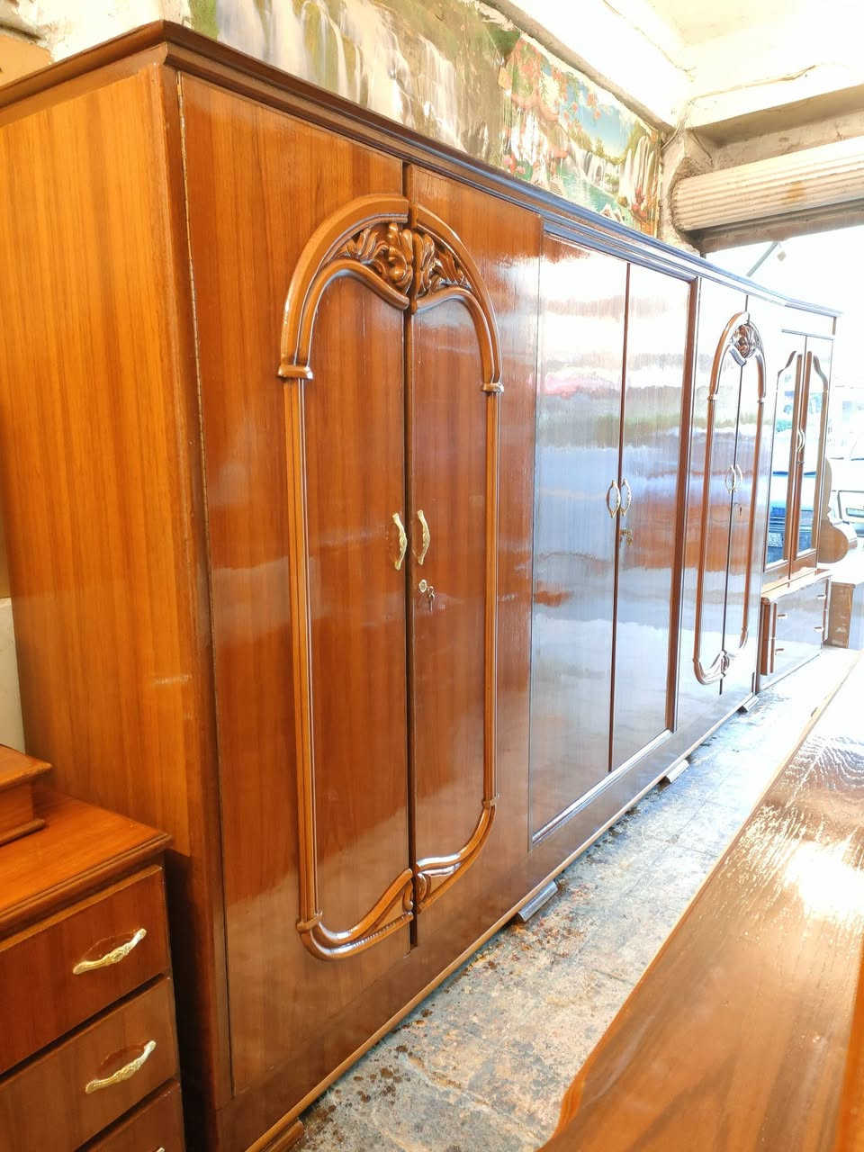 #متابعينا_الكرام 
#غرفه_نوم_ستة_ابواب_ناصي_بدون_ملحق شغل عراقي فصال توصيه درجة اولى ثقيل  نقش سوري دنك زاوية اسلاميه ✨ ضهر حل وشد براغي 🔖 
 مستعدون لشراء غرف النوم والقناصير المستخدمة
للاستفسار مراسله الصفحه او الاتصال على  الارقام التالية 
***********📲 واتساب 
***********📲 
📍 العنوان موصل الجانب الايمن دوره الزنجيلي📍
💙تابعو صفحتنه ليصلكم كل ماهو جديد وحصري💙
