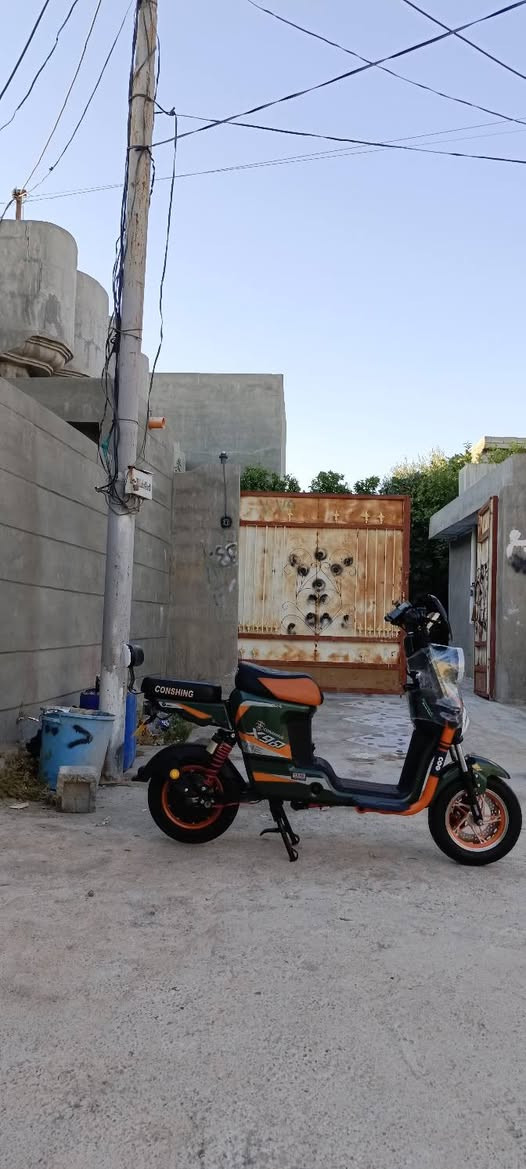 السلام عليكم دراجه  للبيعX900نظافه 95%سرعه 110 بطاريات 5 جدد بريكات بل مكان مكاني ديالى جلولاء حي الخظراء سعر 380 بي مجال ***********
