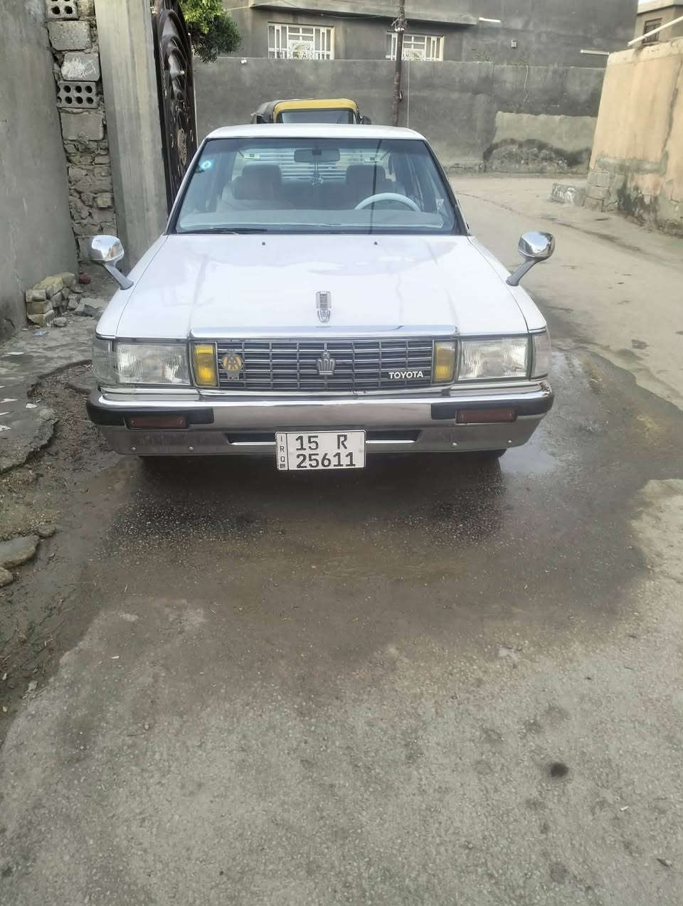 السلام عليكم سوبر سيدان موديل 91 يسرا بلاد رقم انبار دولي جديد سنويه 30 كير عادي  عنوان حله السعر 60 
***********
