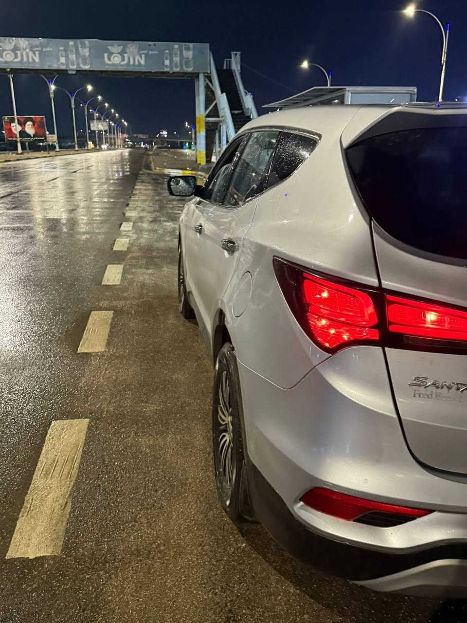 سيارة سنتافي فئة الرياضي موديل 2018  ميكنة 2400  gdiوارد أمريكي ضربتها جاملغ ايمن  ماشية 70 ميل كشنات جلد بيها نضام الإيكو الاقتصادي و نضام السبورت 
 مثبت سرعه و مانع انزلاق  كفاله الگير والمحرك 
كشنات جلد تخم تاير جديد سياره نضيفة جدا وحلوة ومرغوبة سعرهاّ 147 وبيها مجال  و لمعرفه التفاصيل واتساب ***********
