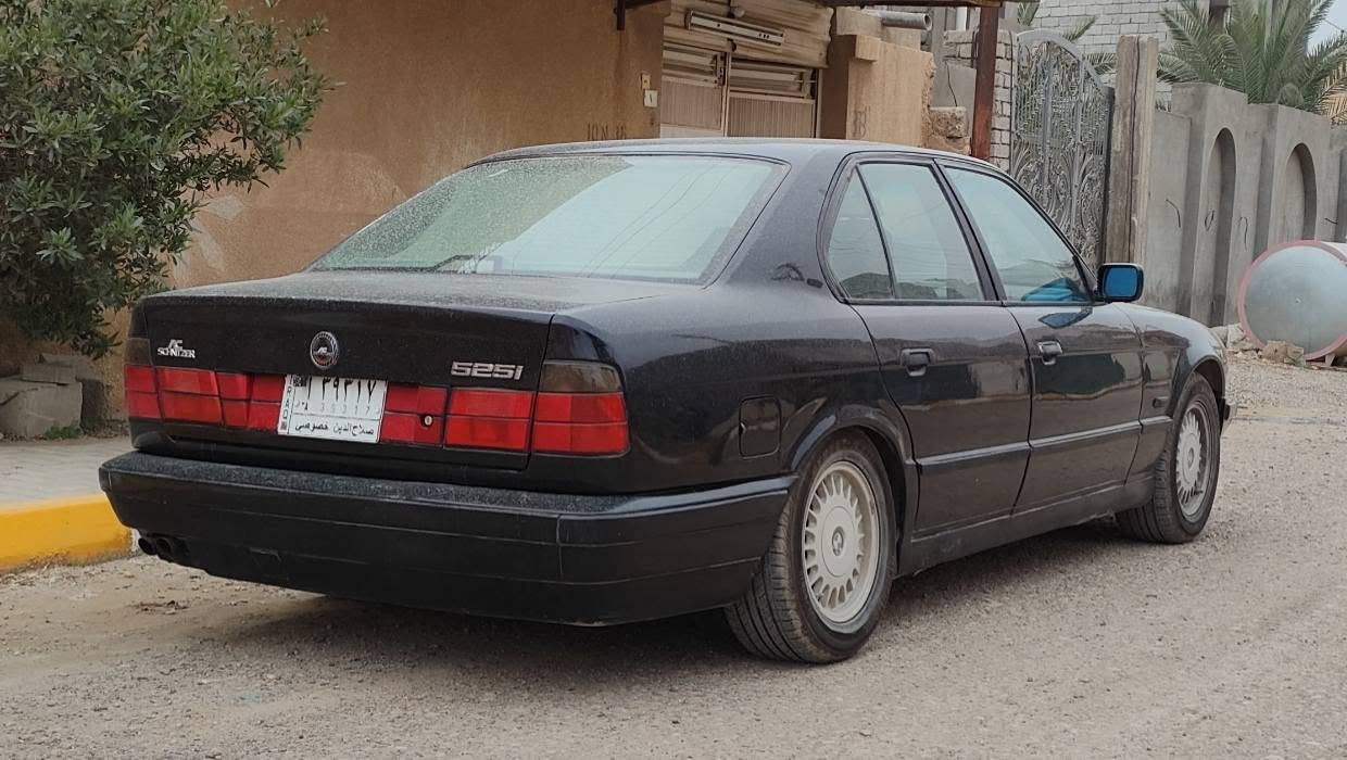 للبيع 525 مسكر فانوس وارد خليج موديل 94 ، سيارة متعوب عليها نقصها بس التبريد ضعف عندي وهملته سعرها 60 
***********
