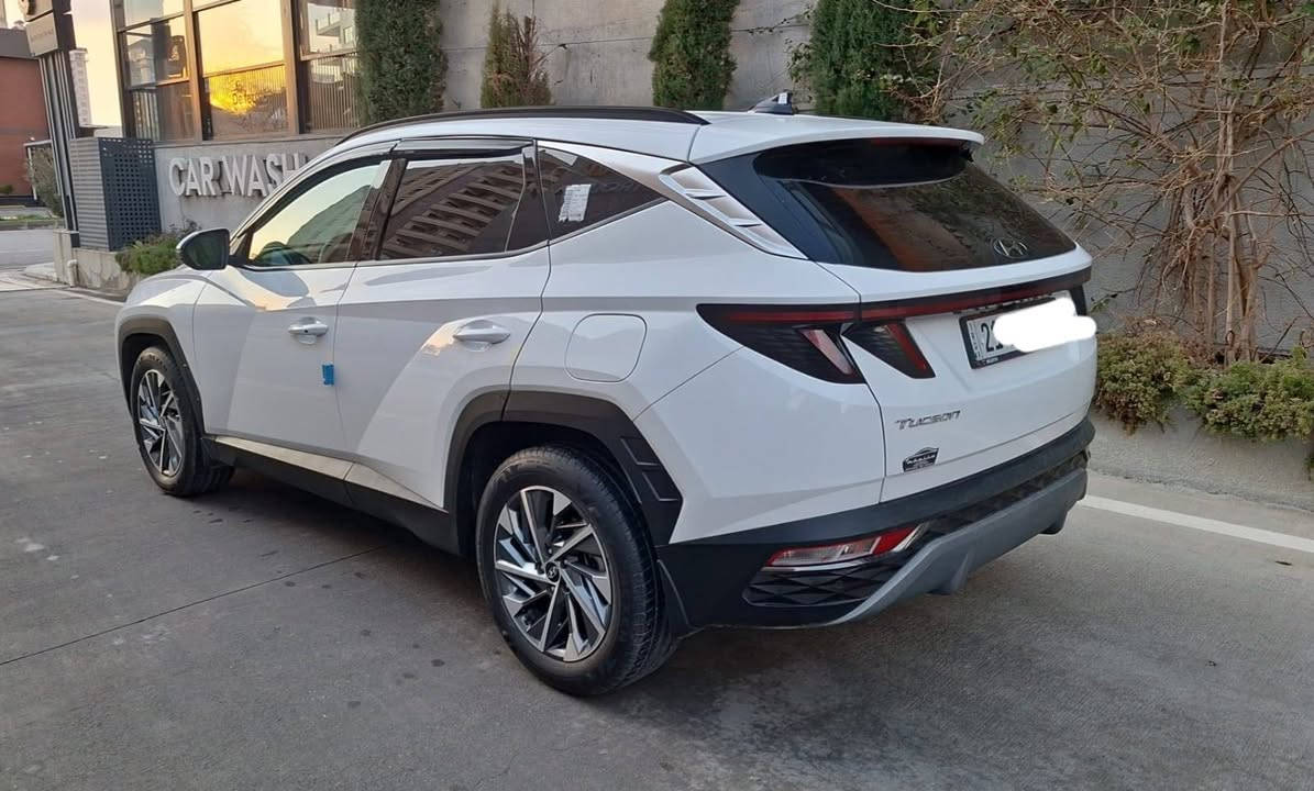 هیۆندای تۆکسۆن 2024 ڕەنگی سپی 
فول فولە مواسەفات 
تەنها پانۆراما نیە 
تەنها 20 هەزار ڕۆشتووە 
دەعامی بۆ دەعامی بەشەرت 
هیچی پێوە نیە 
شوێن سلێمانی 

سـعـر : لە کۆمێنت داوابکە ڕاستەوخۆ بۆت دێت 📥 

گێر و مەکیەنەی بەشەرت 
هیچ کێشەیەکی تێدا نییە 

ژمارەی خاوەنەکەی 
***********
