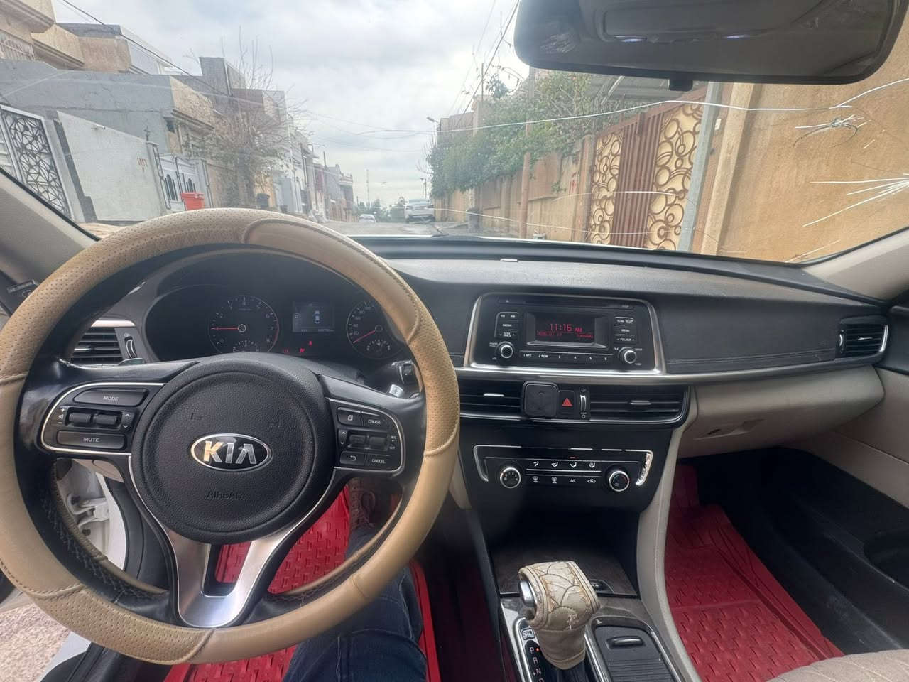 اوبتما خليجي ابيض ٢٠١٨
ماشية ١٤٤ الف كيلومتر 
بانوراما طكتين
مري شفط 
تحكمات ستيرن
بصمة تشغيل 
بصمة ابواب امامية
كشنات جلد
تبريد امامي و خلفي

منظومة غاز متكاملة مع نظام تزييت تركي من شركة اشراقة الشمال سعر المنظومة فقط ٥٠٠ دولار والسيارة بحالة ممتازة جدا عدا بعض العيوب البسيطة جدا الموضحة بالصور 

سعر السيارة ١٨٠ ورقة و بيها مجال بسيط 

للتواصل 

0776 852 9565

***********
متوفر واتساب ع خط الكورك
