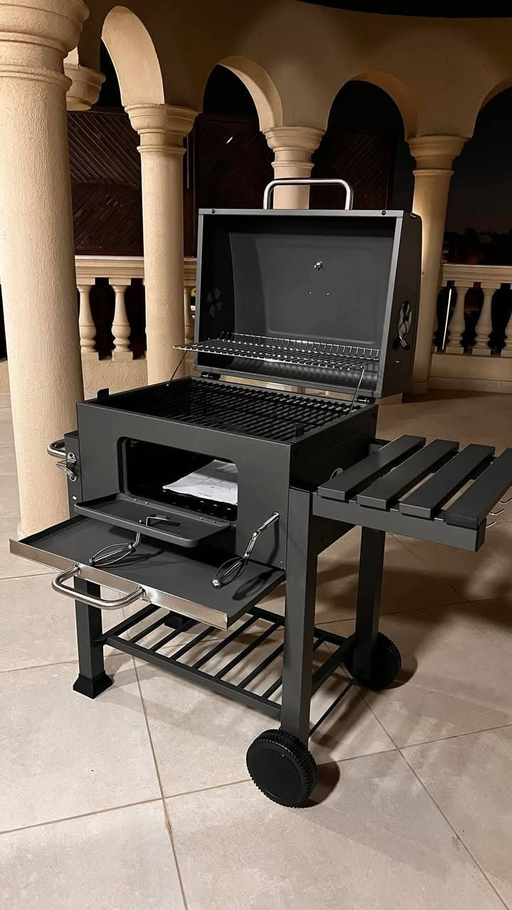 متوفر شواية فحم باربيكيو لجميع انواع المشاوي ضاغطة مقياس الحرارة دبل سيباية ودبل جرارات فرحم جك تحكم بالحرارة مناسبة للحدائق والشاليهات للاستفسار *********** واتساب أو خاص
